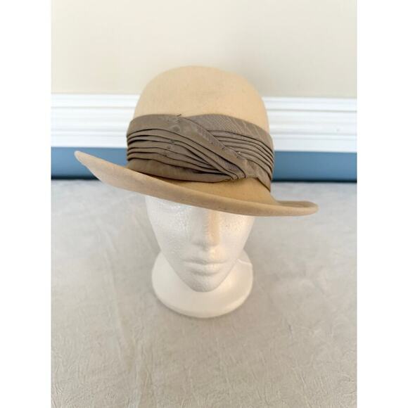 Hat Woman's Vintage Mid-Century Betmar Hat Tan Ivory 100% Wool Hat Betmar - Picture 2 of 12